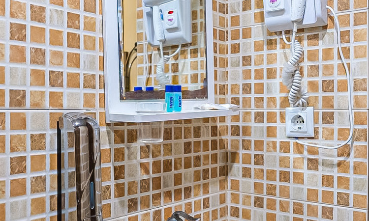 رزرو هتل سنتی درباری با اتاق دو تخته
