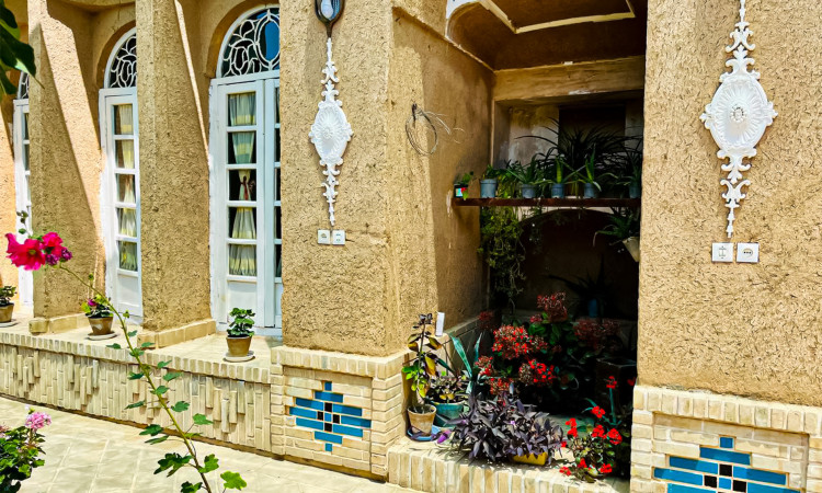 رزرو بوم گردی بانو - اتاق دلیزه (با پارکینگ)