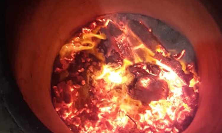 رزرو بوم گردی عمارت بانو - اتاق ترمه (با پارکینگ)