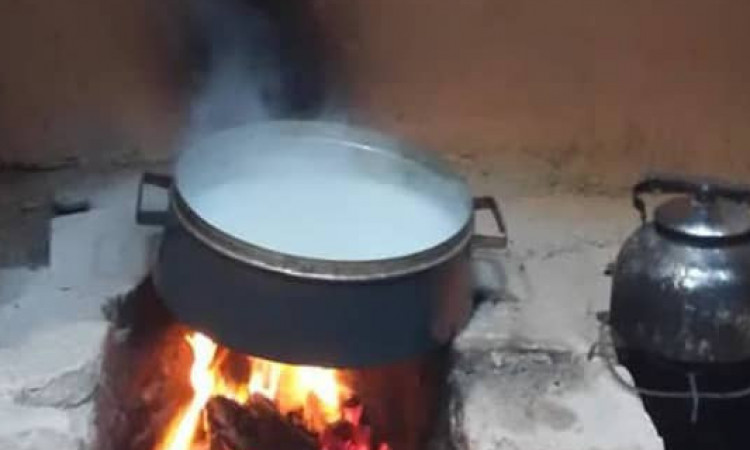 رزرو بوم گردی عمارت بانو - اتاق ترمه (با پارکینگ)