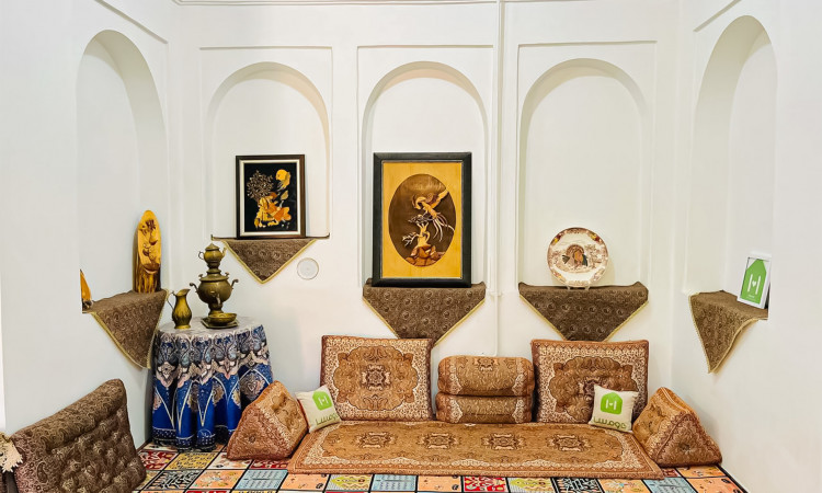 رزرو بوم گردی عمارت بانو - اتاق سه دری (با پارکینگ)