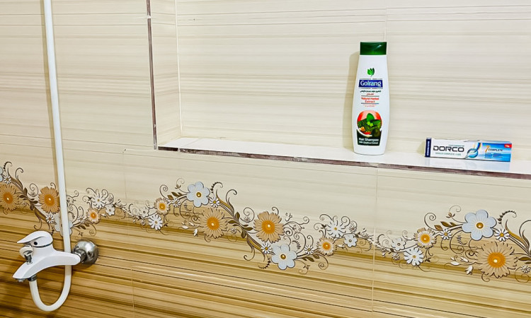رزرو بوم گردی عمارت بانو - اتاق سه دری (با پارکینگ)
