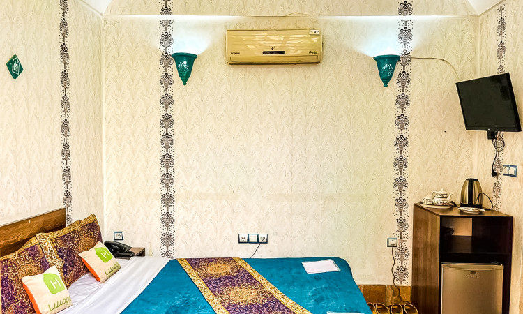 رزرو هتل سنتی فیروزه (اتاق دوتخته برای یک نفر)