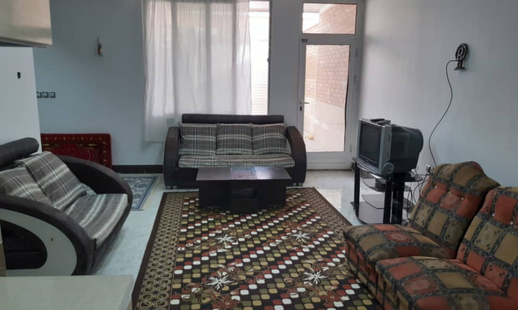 اجاره آپارتمان یک خوابه فراز طبقه همکف