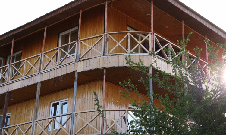 اجاره ویلای چوبی ملج (طبقه دوم)