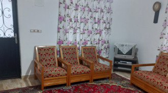 فيلا مفروشة مع حديقة جميلة للإيجار بالقرب من غابة رامسار