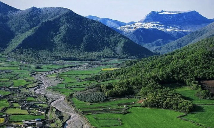 رزرو ویلا باغ زربین گلستان
