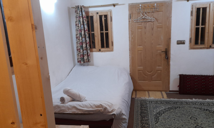 رزرو بوم گردی گیلک ده 3
