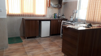 استأجر جناحًا مبنيًا حديثًا بطول 55 مترًا مع مرافق كاملة في جيلان