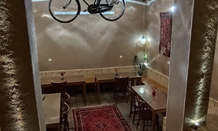 رزرو اقامتگاه بومگردی خانم تاج نوش آباد(ژینا)
