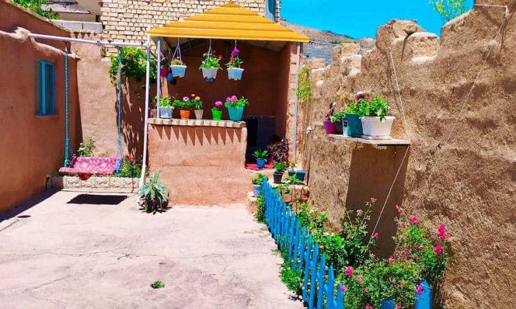 اجاره ویلا هفتاد متری کوهنوردان زولان جنگل ابر
