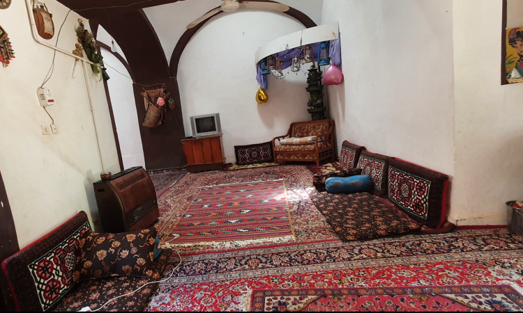 رزرو بوم گردی سنتی شهر پر ستاره (اتاق 1)