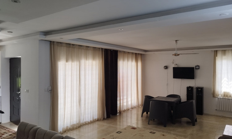 اجاره ویلا استخردار آب سرد آدرین