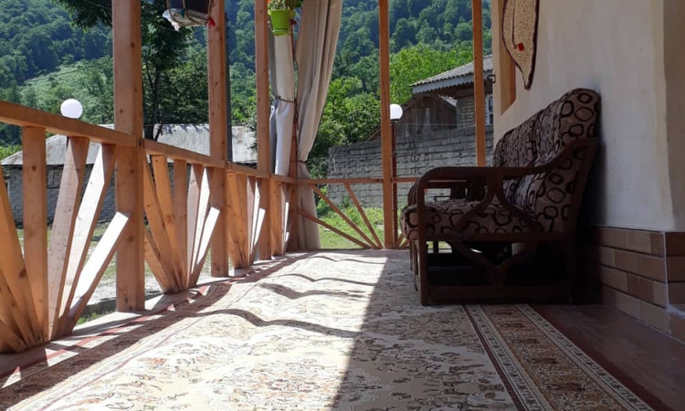 اجاره ویلا طبقه اول چوبی رهنما