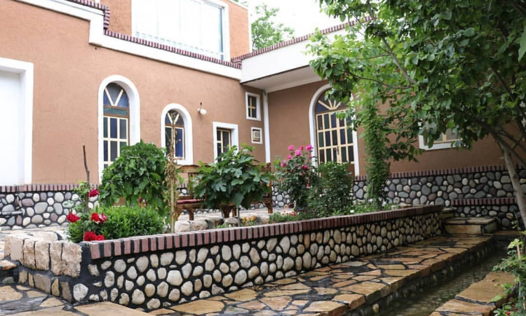 رزرو بوم گردی شاردو