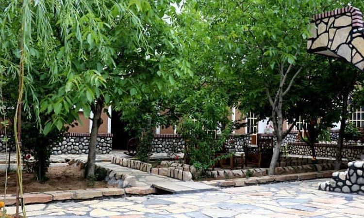 رزرو بوم گردی شاردو