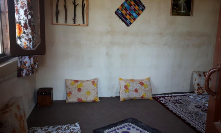 اجاره بوم گردی افضل روآر(اتاق بالا کِلِسی)