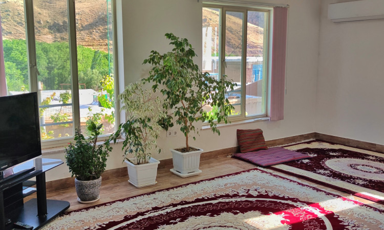 رزرو بوم گردی هامپوئیل خانه مهر