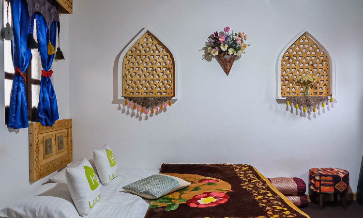 رزرو اقامتگاه بوم گردی ماه سو عطار