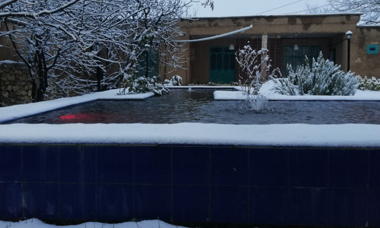 اجاره ویلا دو خوابه (آبنمای بزرگ) حسینی منش