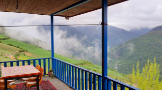 اقامتگاه بومگردی بارانک سوییت 45 متری طبقه اول