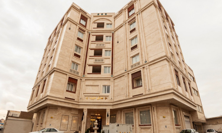 هتل دو ستاره میبد (اتاق دو تخته)