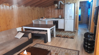 رزرو هتل آپارتمان ساحلی کاج (واحد 7)