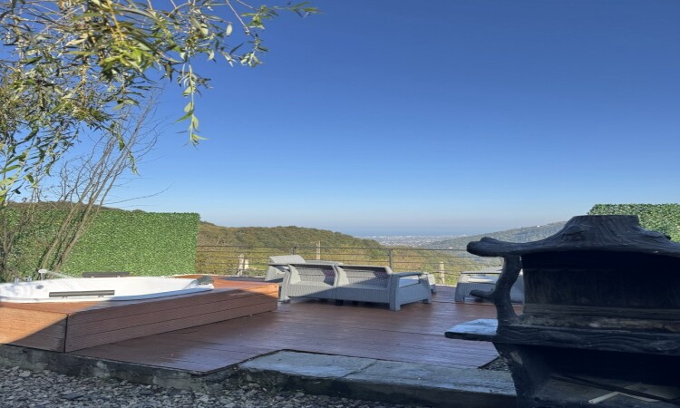 ویلا جنگلی جکوزی روباز با ویو دریا و جنگل