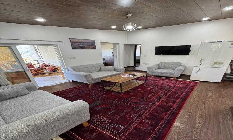 ویلا جنگلی جکوزی روباز با ویو دریا و جنگل