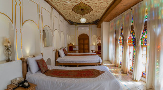 رزرو بوتیک هتل ایران مهر ( شاه نشین 5 دری )