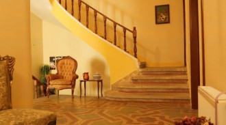 رزرو هاستل بی بی انقلاب یک تخته