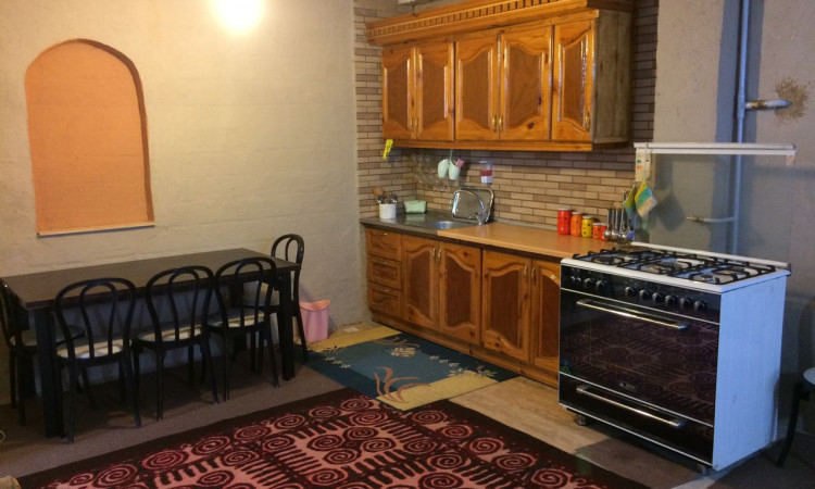 بومگردی شوکا اتاق دو خواب