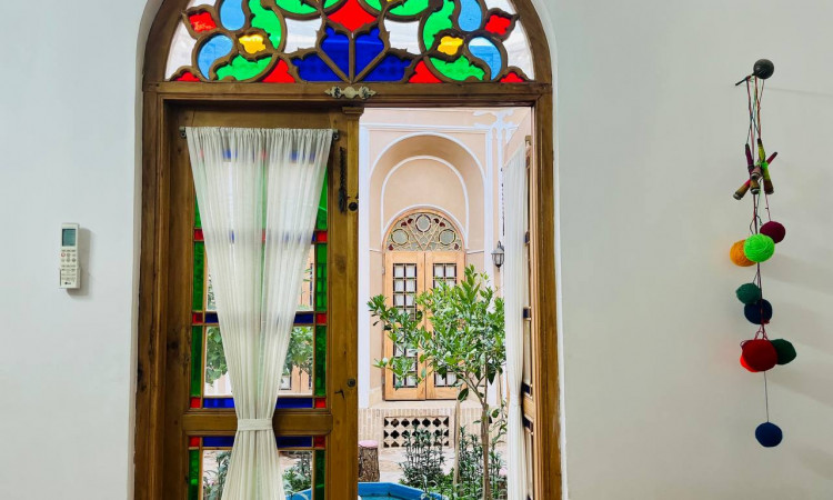 رزرو بوم گردی نارنجستان اتاق ترنج