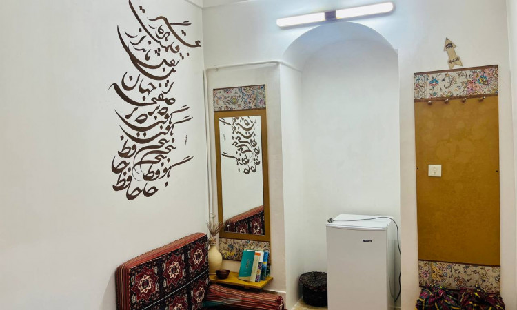 رزرو بوم گردی نارنجستان اتاق ترنج