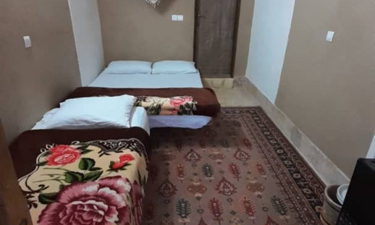 رزرو هتل سنتی انار اتاق شهوار