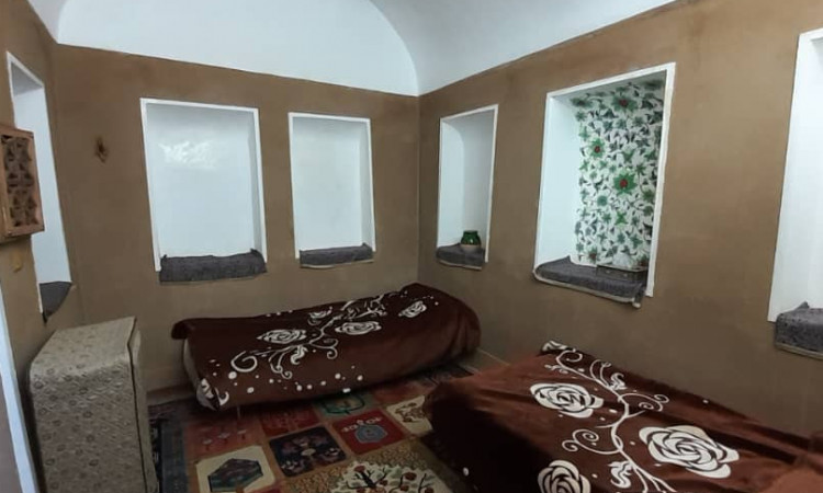 رزرو هتل سنتی انار اتاق ملس