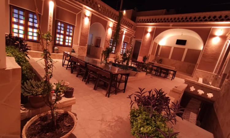رزرو بوم گردی خوان سالار اتاق کنجه