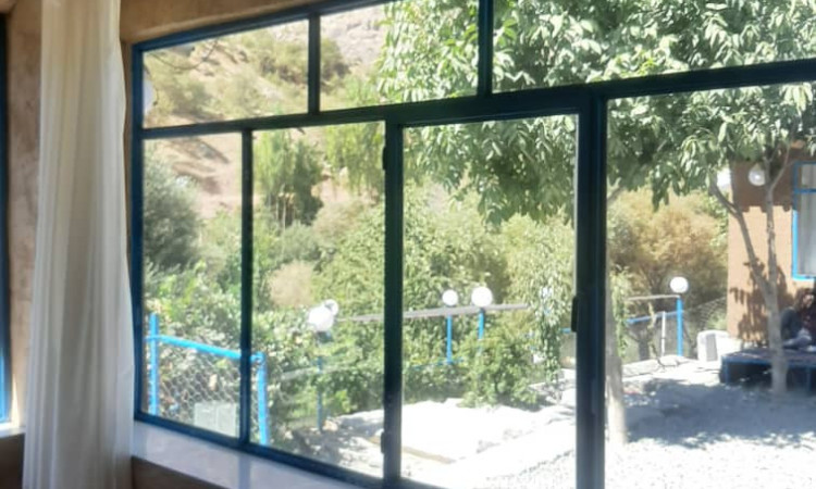 رزرو بوم گردی شه م اتاقک چوبی