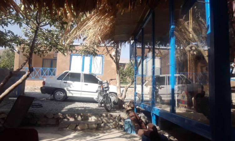 رزرو بوم گردی شه م اتاقک چوبی