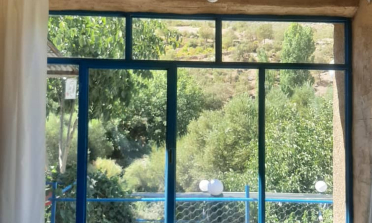 رزرو بوم گردی شه م اتاقک چوبی