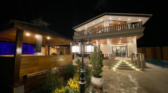 واحد استخردار با میز بیلیارد و امکانات