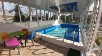 اجاره ویلا باغ استخردارآبگرم،سه خواب