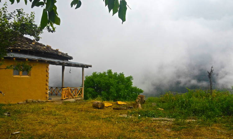 خانه روستایی چوبی جنگلی_فیلبند_روستای تیار