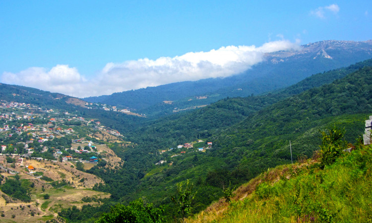 خانه روستایی چوبی جنگلی_فیلبند_روستای تیار