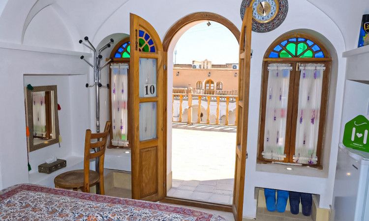 اجاره اقامتگاه سنتی خانه پارسی کاشان (دبل کوچک 2)