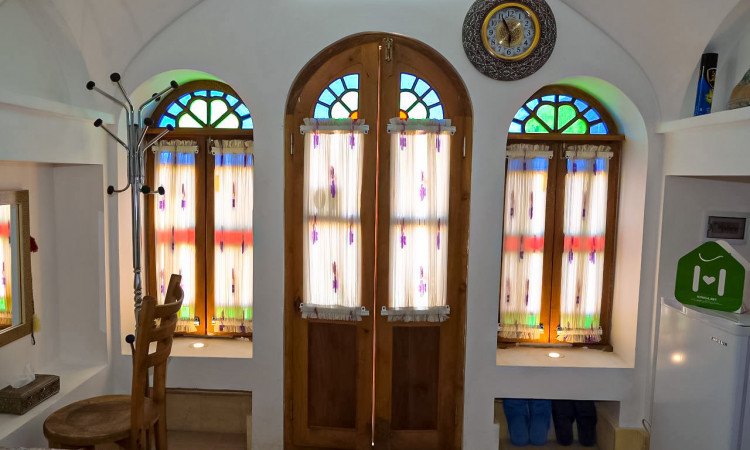 اجاره اقامتگاه سنتی خانه پارسی کاشان (دبل کوچک 2)