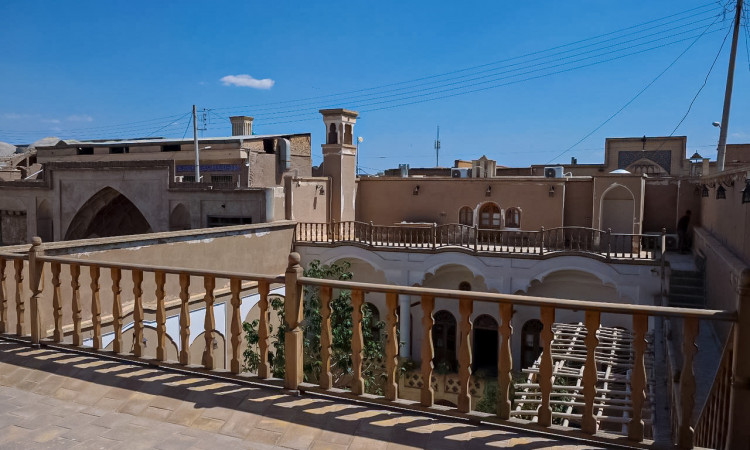 اجاره اقامتگاه سنتی خانه پارسی کاشان (دبل کوچک 2)