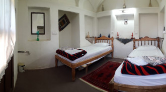 رزرو بوم گردی کمال الملک (اتاق 4 تویین بدون سرویس)