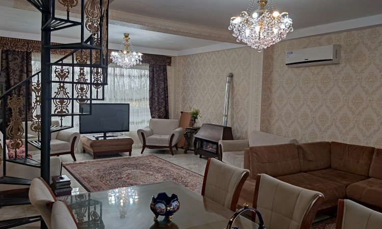 اجاره ویلا جنگلی با جکوزی شش نفره با فضای عالی
