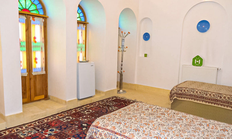 رزرو اقامتگاه سنتی خانه پارسی کاشان شاه نشین (5 تخته)